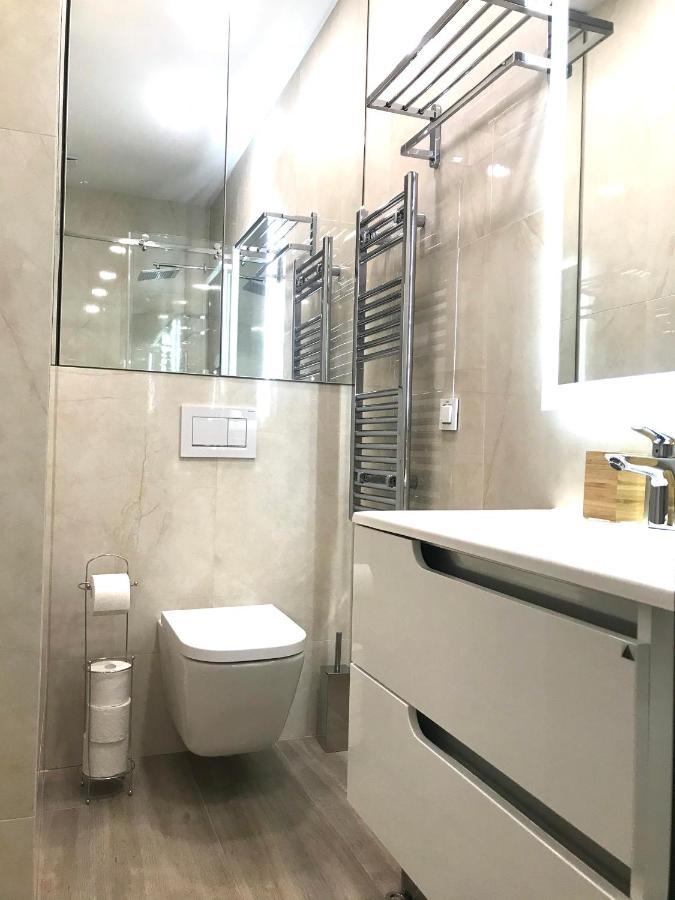 Lirra Luxe - Central Belgrade Apartments Buitenkant foto